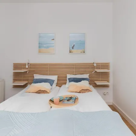 Bright & Trendy With Balcony By Renters Apartment Gdansk